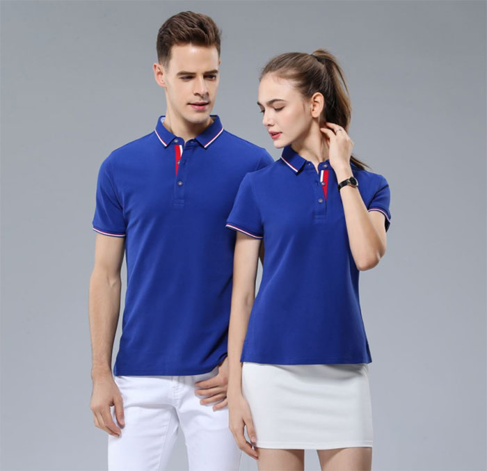 2021年深圳定做短袖翻領POL衫新款模特效果圖之寶藍色款